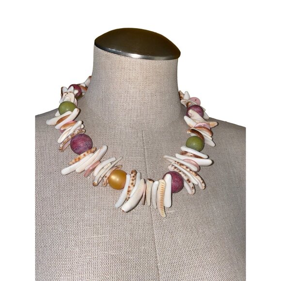 Shell Necklace 20 Inches Women Bulky Heishi Hook Eye Pink Blue White Purple - Picture 1 of 4